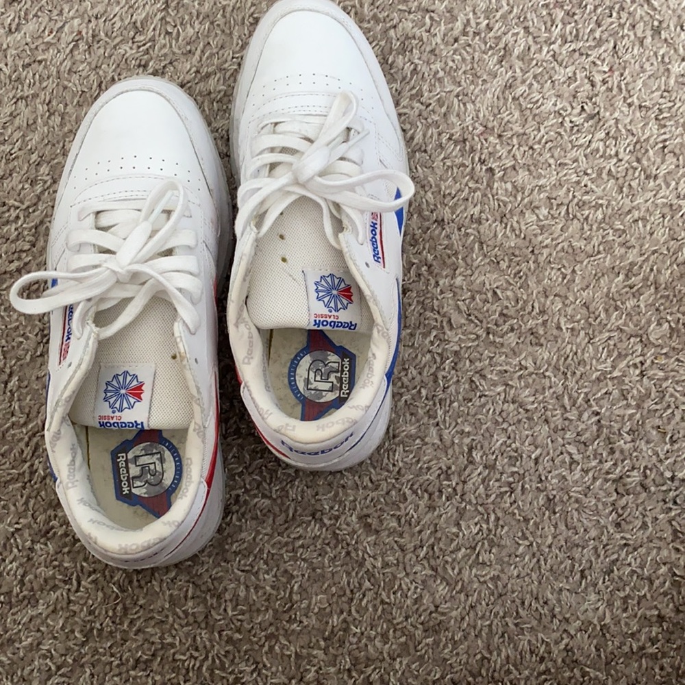 Reebok - Picture 2 of 2